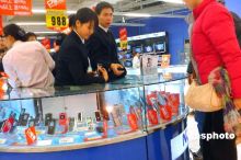 電子產(chǎn)品銷售收入激增24% 手機(jī)業(yè)務(wù)引領(lǐng)增長(zhǎng)